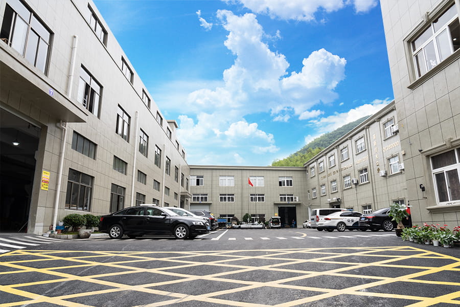 ภายนอกโรงงาน