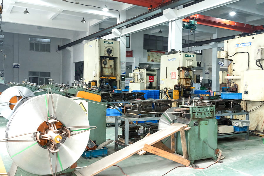 โรงงานทำงาน